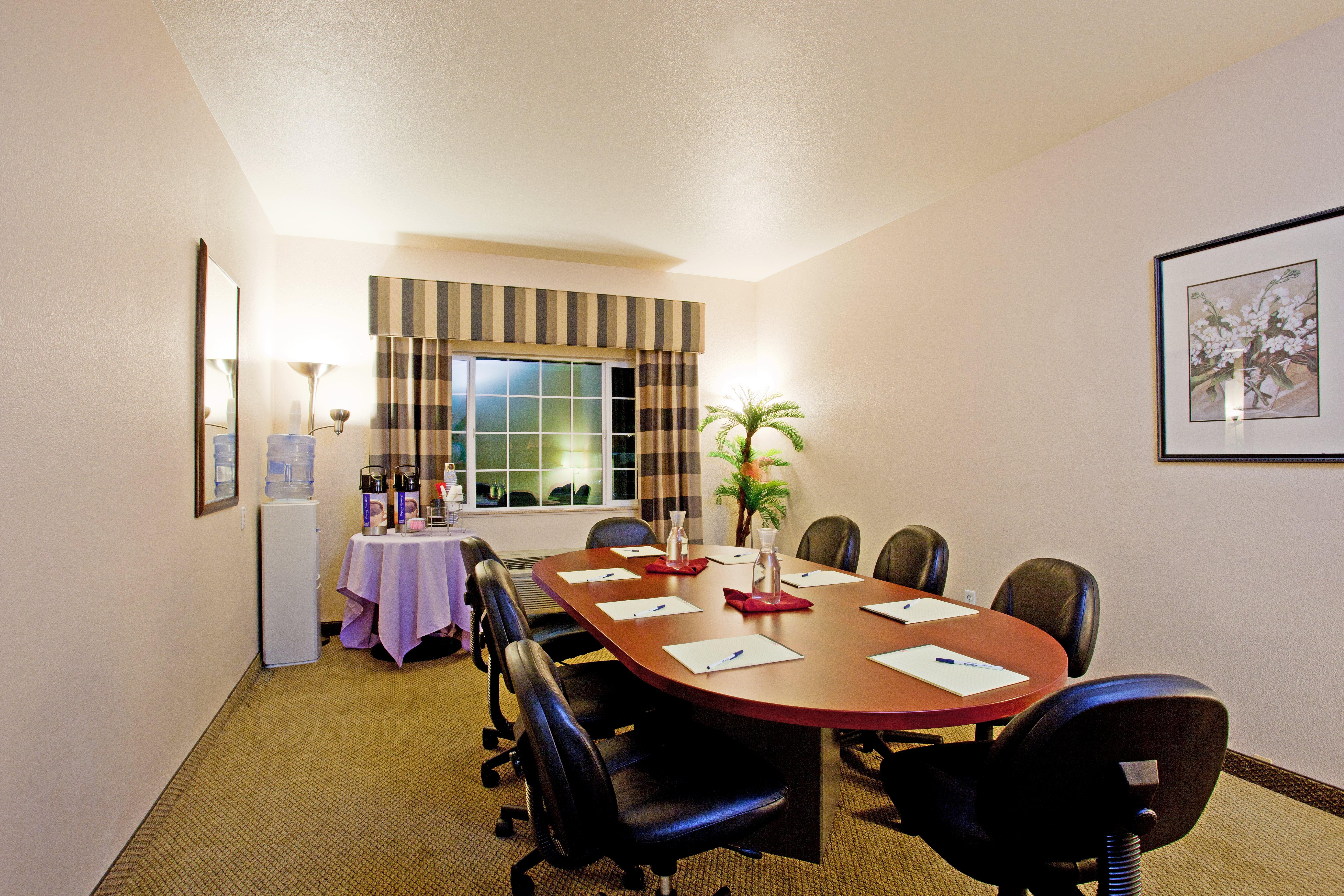 Hotel Marguerite South Anaheim - Garden Grove, Trademark Collection By Wyndham Экстерьер фото
